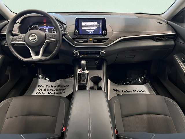 2025 Nissan Altima SV - Photo 23