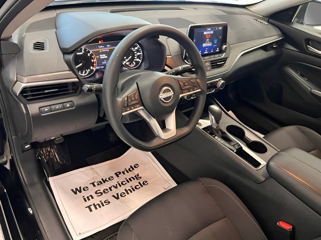 2025 Nissan Altima SV - Photo 19