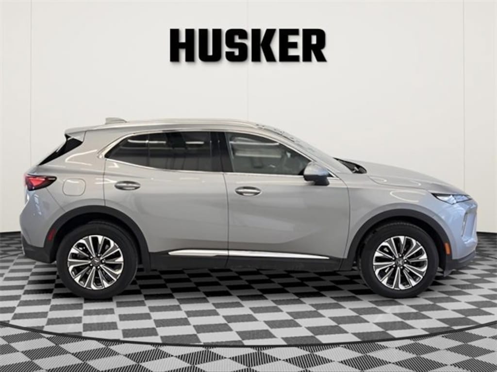 Used 2025 Buick Envision Preferred SUV