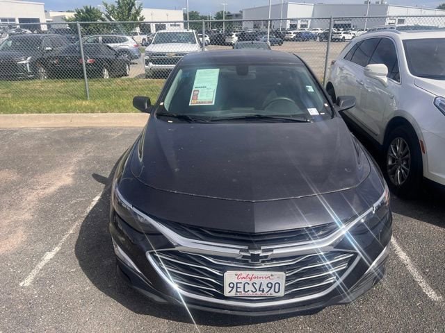 1G1ZB5ST8NF189922