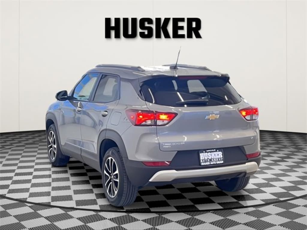 Used 2025 Chevrolet Trailblazer LT SUV