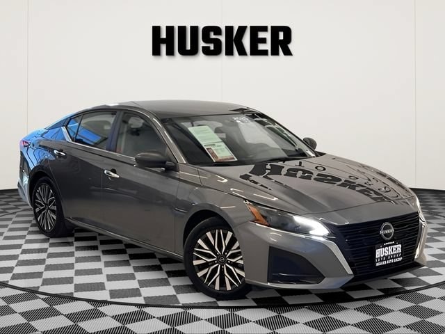 2025 Nissan Altima
