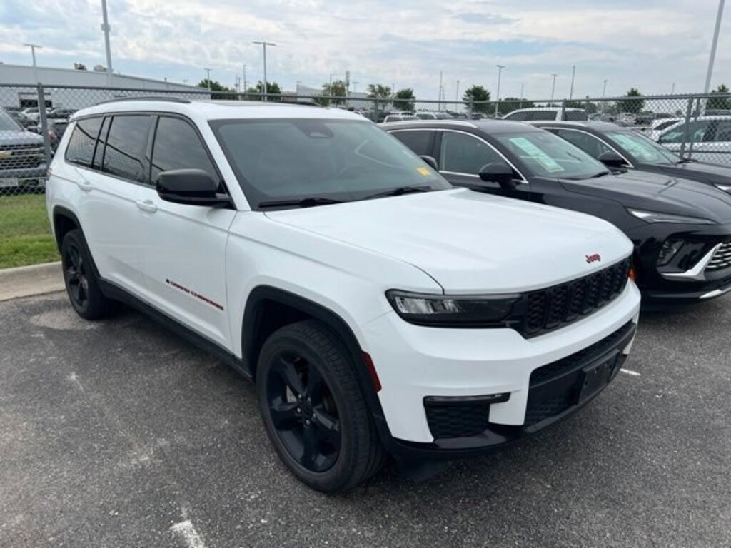 Used 2022 Jeep Grand Cherokee L Limited 4x4 SUV