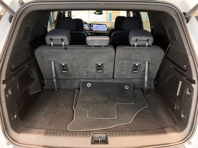2026 Chevrolet Traverse LT - Photo 8
