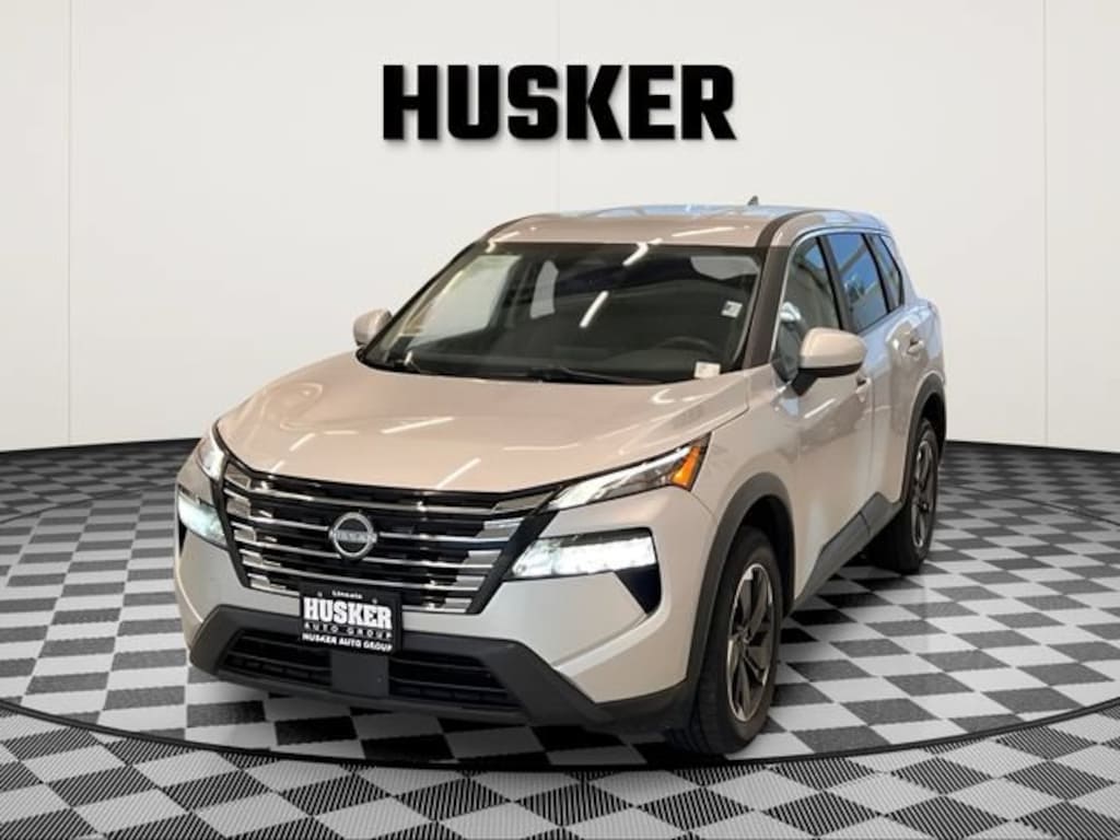 Used 2025 Nissan Rogue SV Intelligent AWD SUV