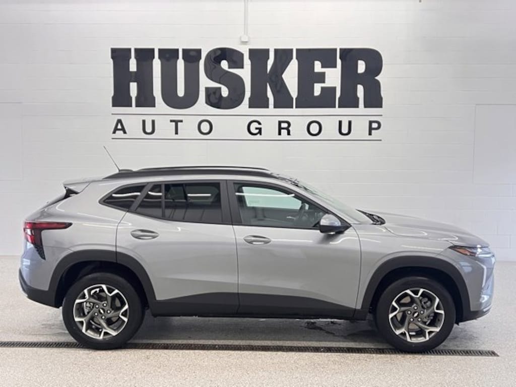 Certified 2025 Chevrolet Trax LT SUV