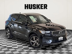 2025 Volvo XC40 B5 Core Bright Theme SUV