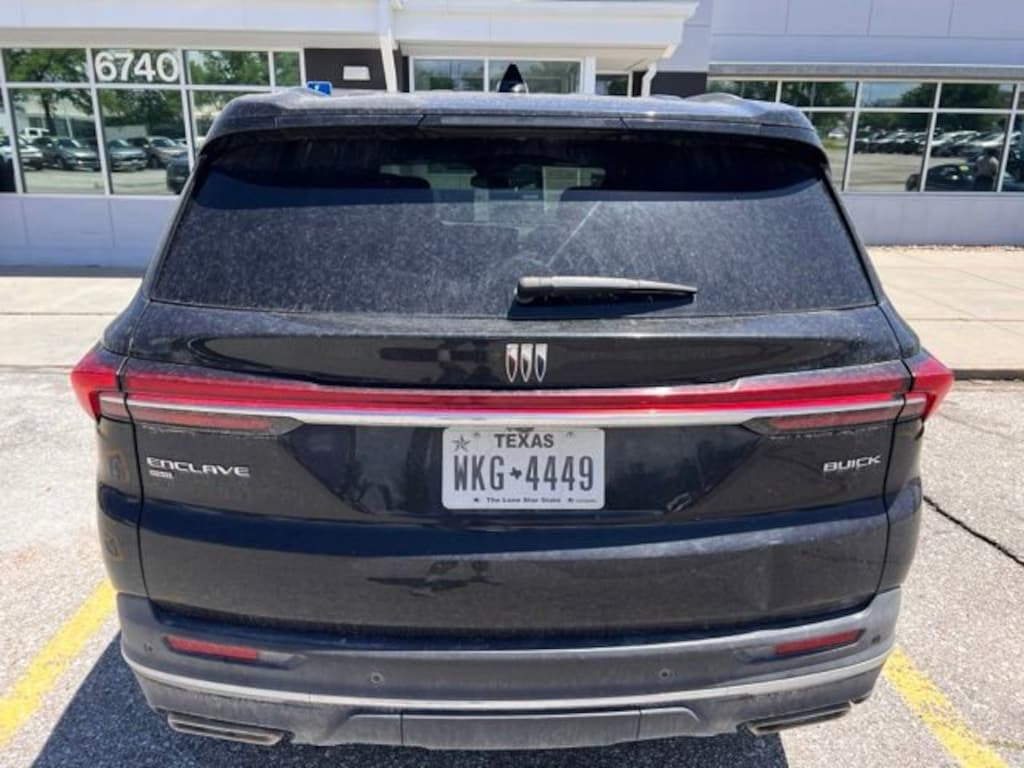 Used 2025 Buick Enclave Preferred SUV