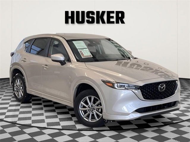 2025 Mazda CX-5 S Select Package's photo
