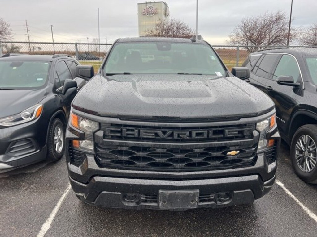 Used 2022 Chevrolet Silverado 1500 Custom Truck