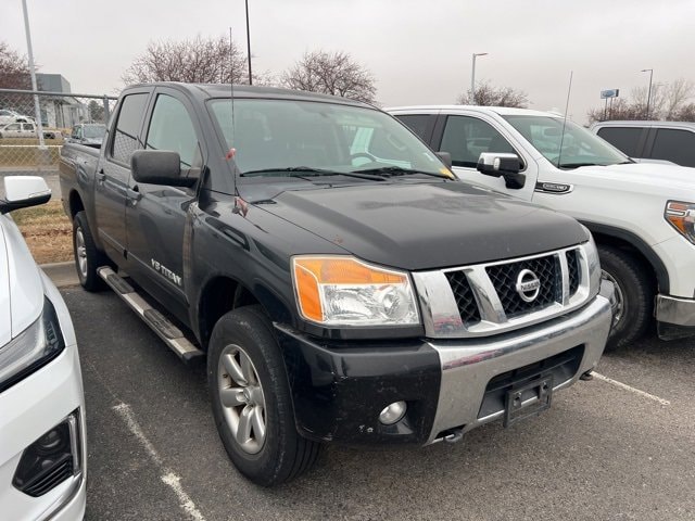 2012 Nissan Titan SV's photo