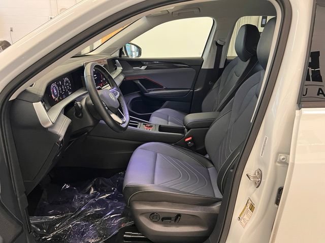 2026 Volkswagen Tiguan SE - Photo 18