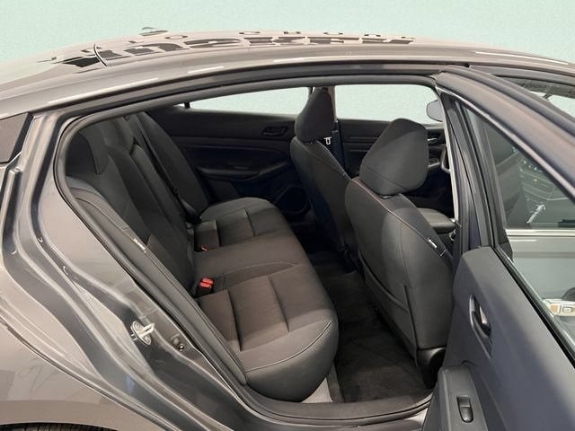 2025 Nissan Altima SV - Photo 11