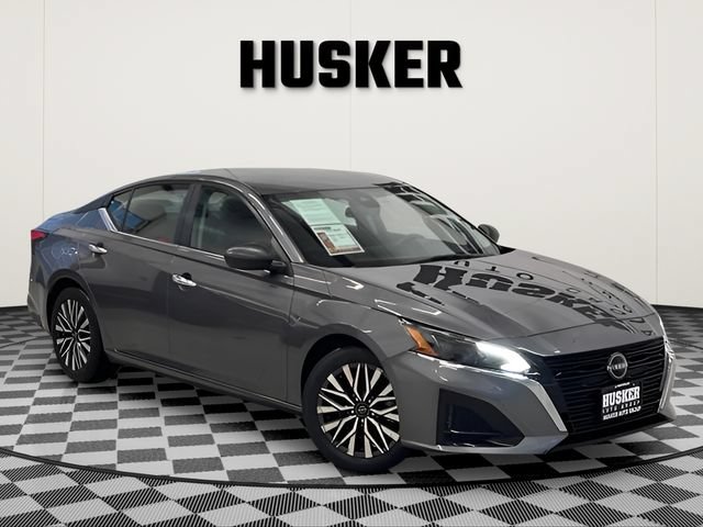 2025 Nissan Altima 2.5 SV FWD