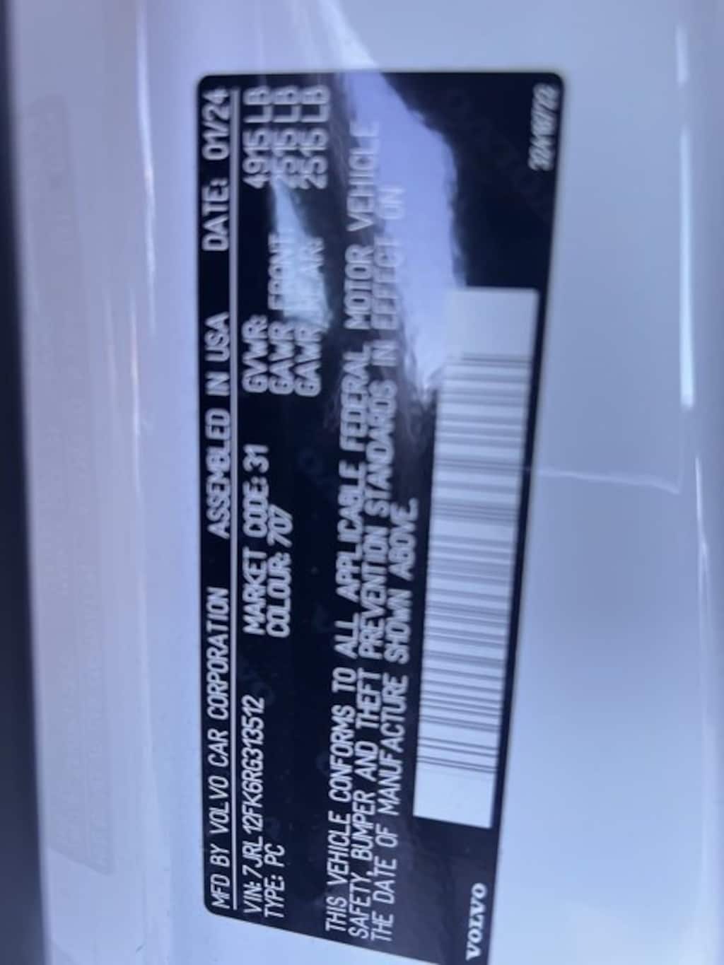 Used 2024 Volvo S60 Core Dark Theme