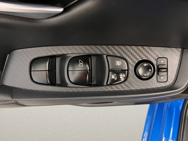 2025 Nissan Sentra SV - Photo 12