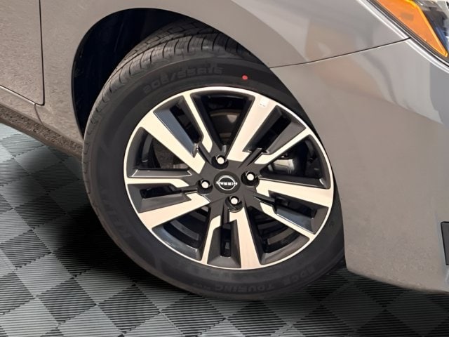 2025 Nissan Versa Sedan SV - Photo 24