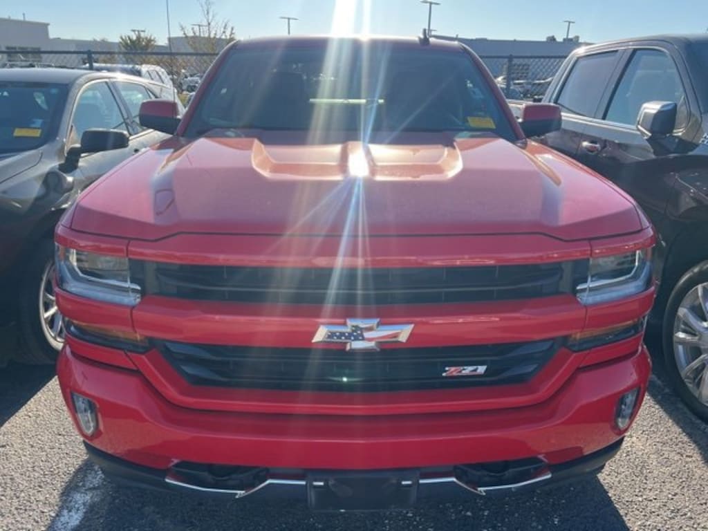 Used 2017 Chevrolet Silverado 1500 LT Truck