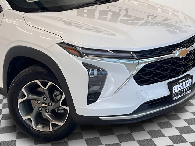 2025 Chevrolet Trax LT - Photo 26