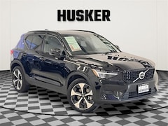 2024 Volvo XC40 Core Bright Theme