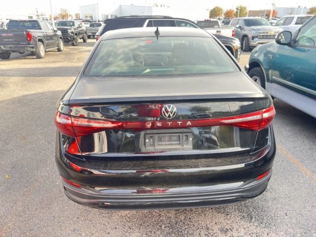 Used 2025 Volkswagen Jetta Sport