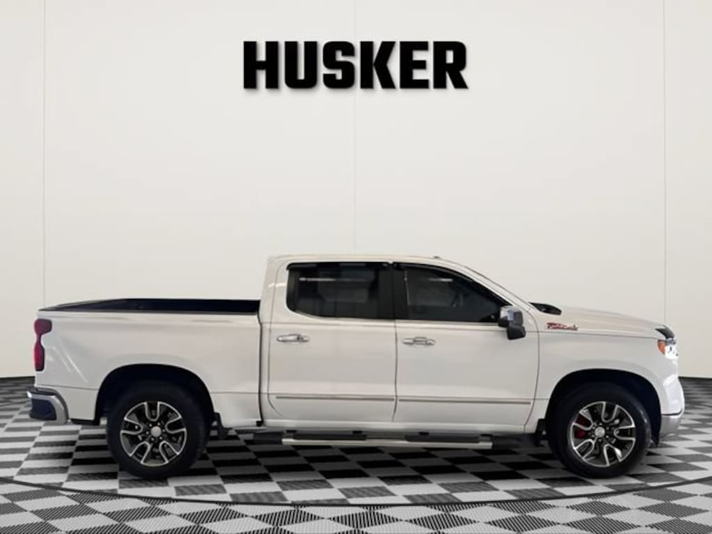 Used 2023 Chevrolet Silverado 1500 LT Truck