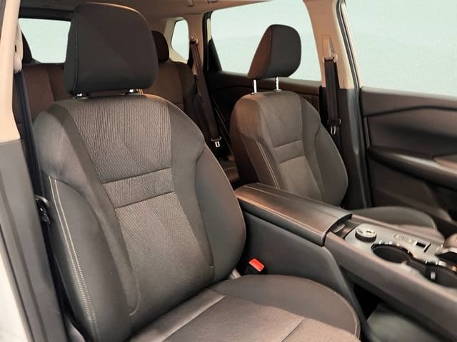 2026 Nissan Rogue SV - Photo 12
