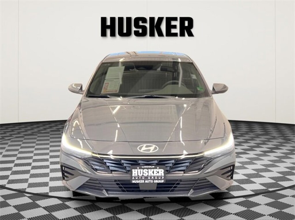 Used 2025 Hyundai Elantra SEL Convenience Sedan