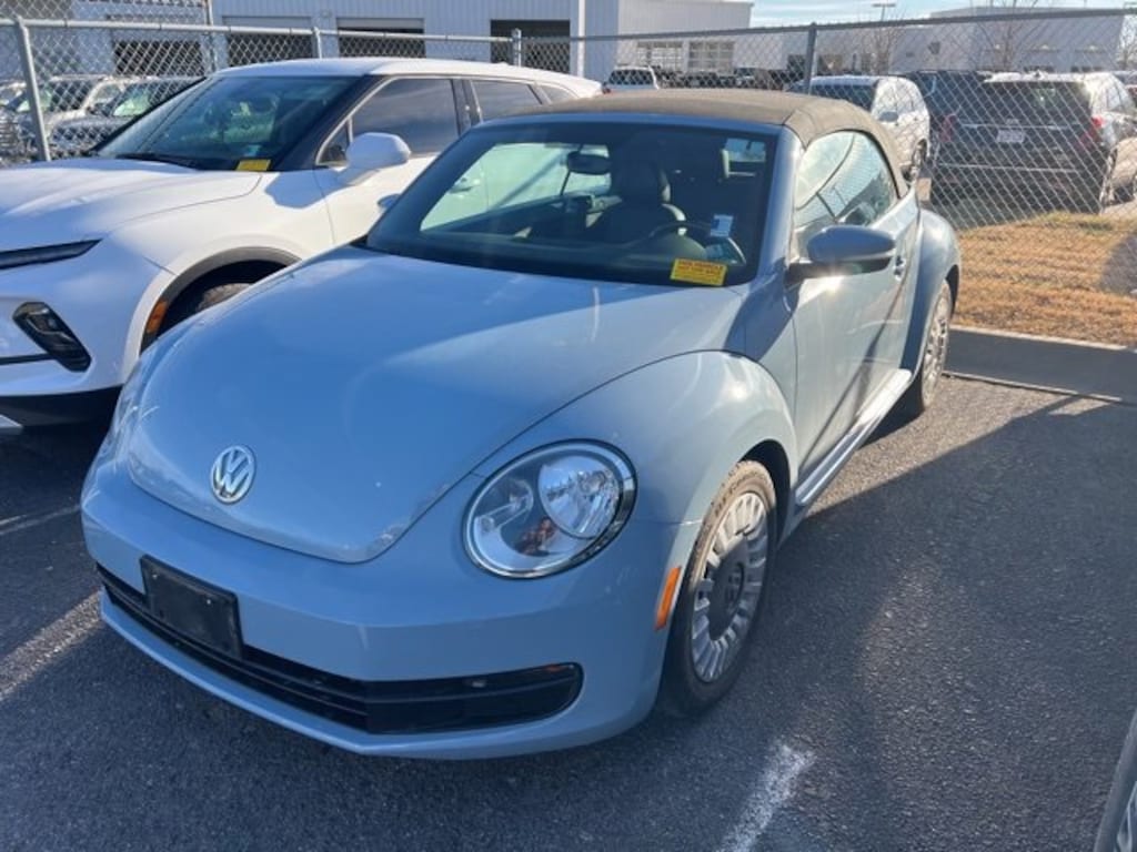 Used 2014 Volkswagen Beetle Convertible 1.8T