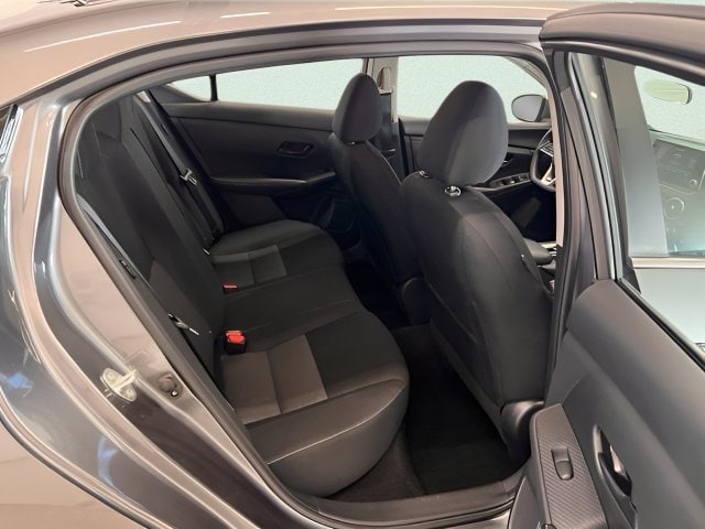 2025 Nissan Sentra SV - Photo 10