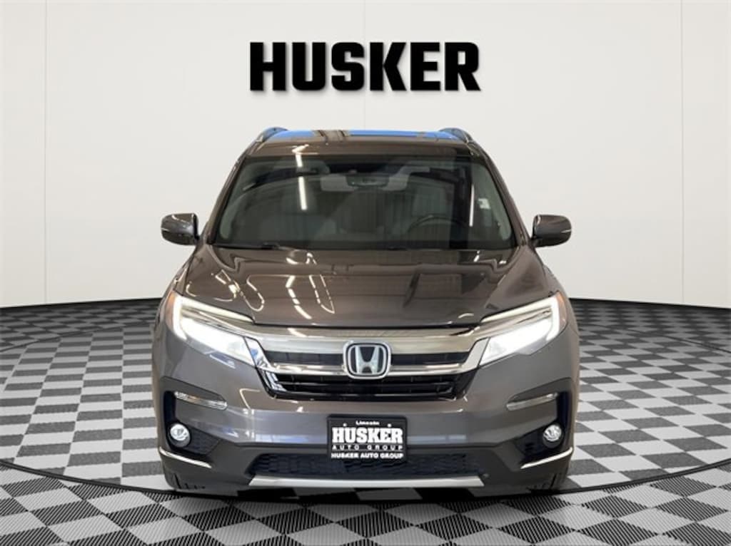 Used 2021 Honda Pilot 2WD Touring 7 Passenger SUV