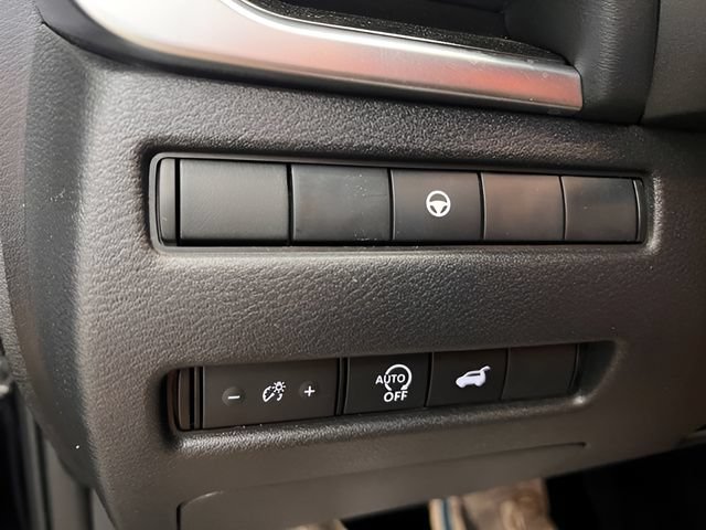 2025 Nissan Rogue SV - Photo 20