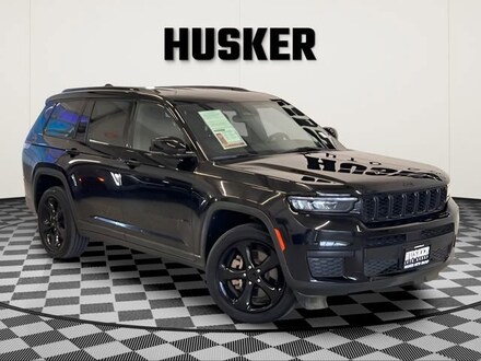 2023 Jeep Grand Cherokee L Altitude 4x4 SUV