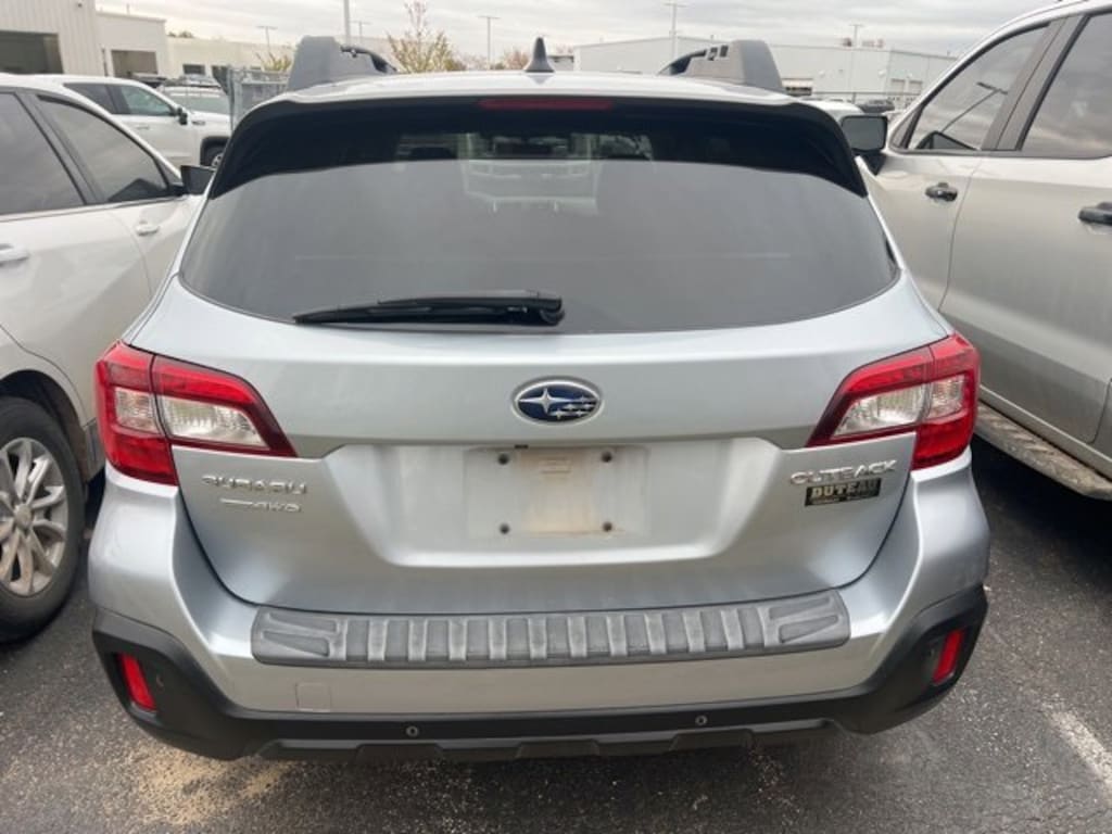 Used 2019 Subaru Outback Limited