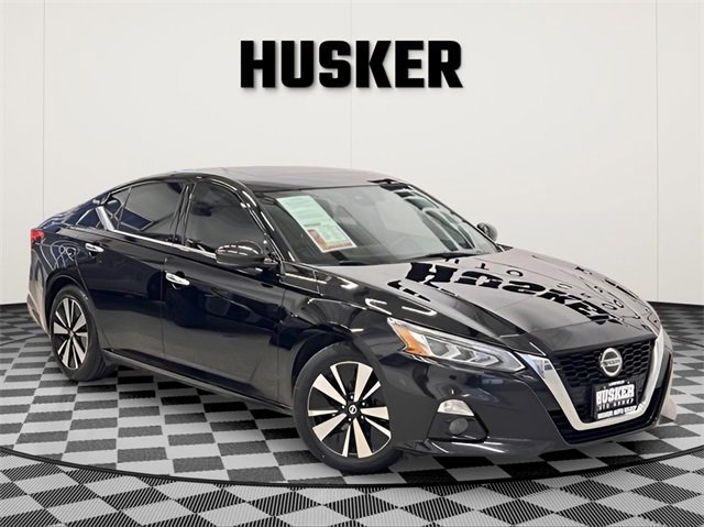 2020 Nissan Altima SL's photo