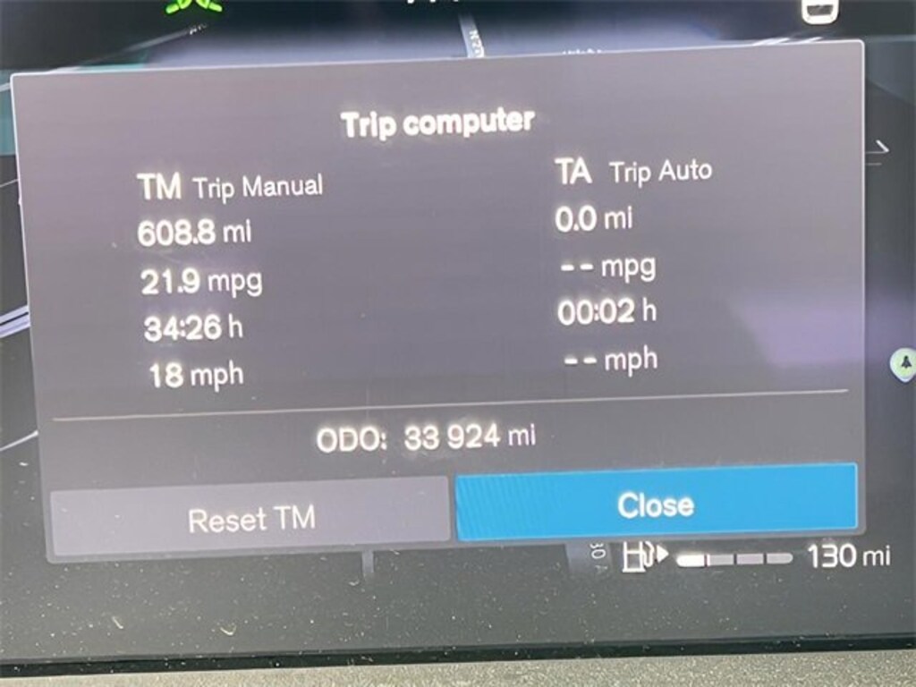 Used 2024 Volvo XC40 Core Bright Theme