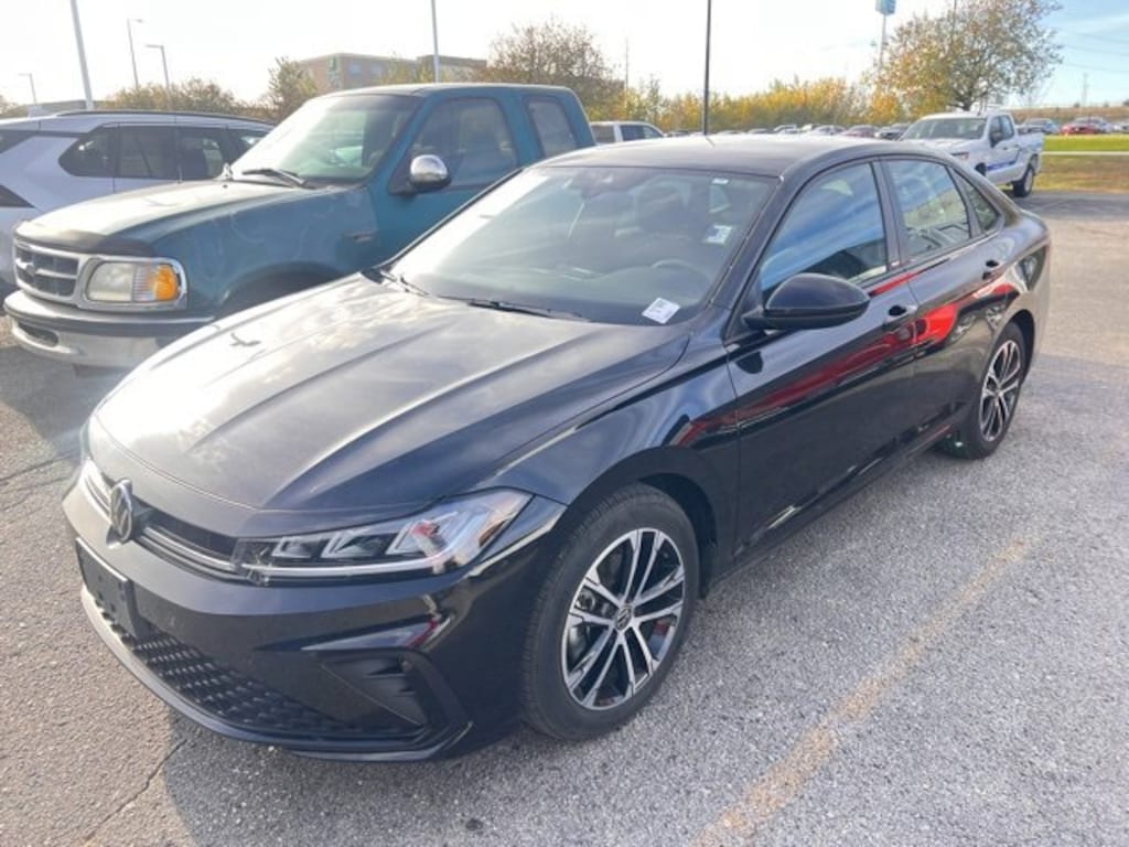 Used 2025 Volkswagen Jetta Sport