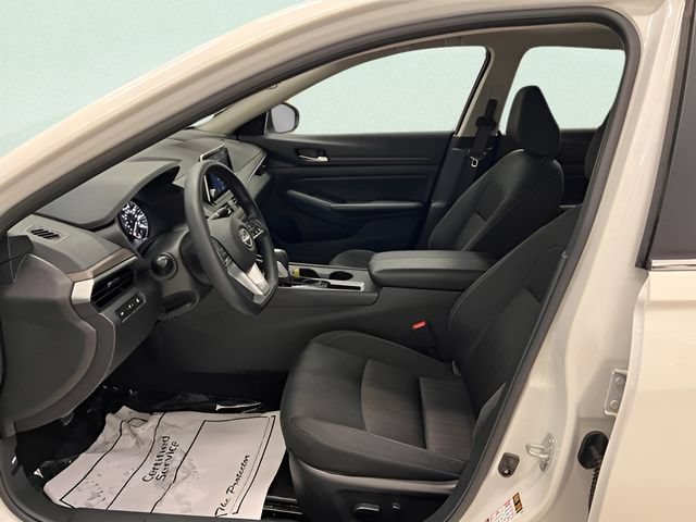 2025 Nissan Altima SV - Photo 14