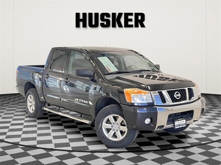 2012 Nissan Titan SV