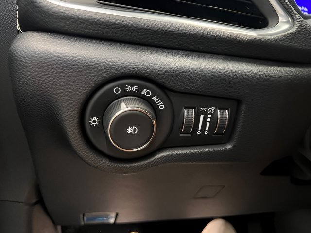 2025 Chrysler Pacifica Limited - Photo 30