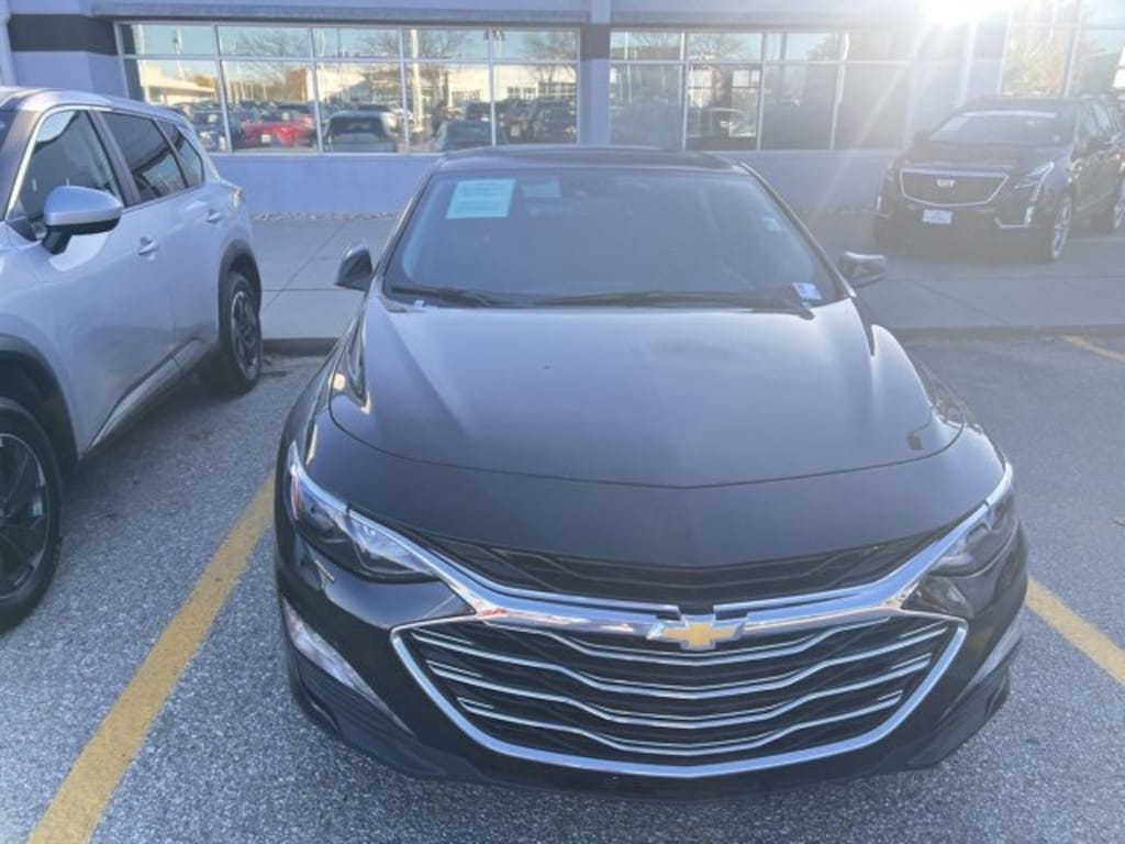 Used 2024 Chevrolet Malibu 1LT Car