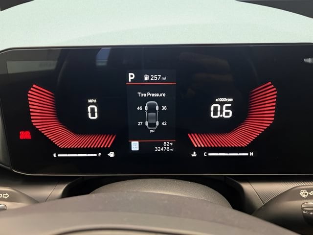 2025 Kia K4 LXS - Photo 16