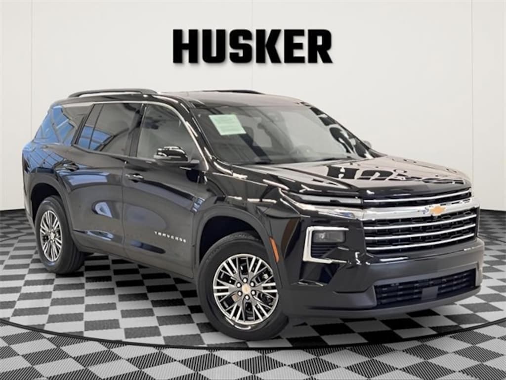 Certified 2025 Chevrolet Traverse LT SUV