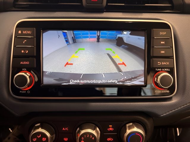2025 Nissan Versa Sedan SV - Photo 23