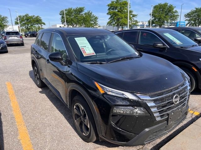 2025 Nissan Rogue SV AWD's photo