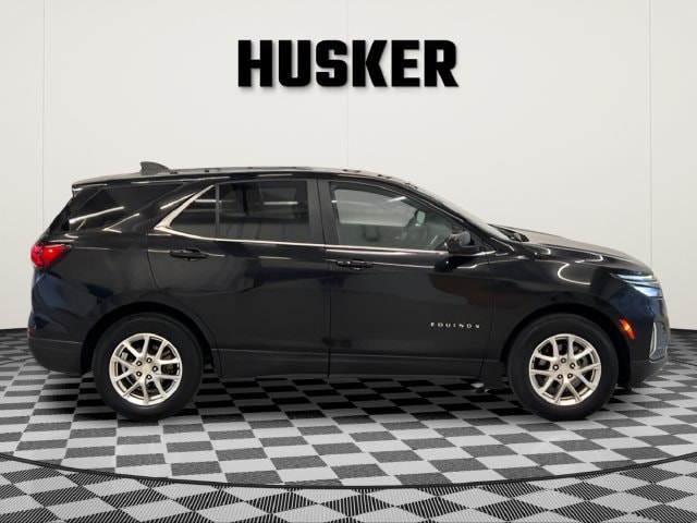 2023 Chevrolet Equinox LT - Photo 2