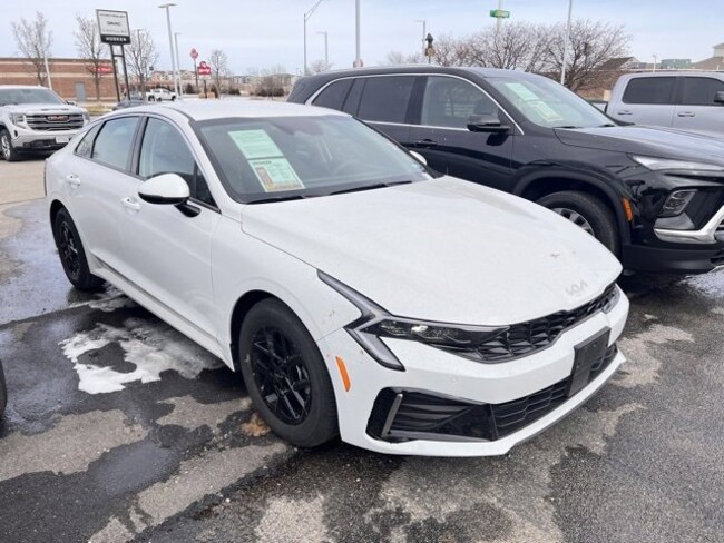 2025 Kia K5 LXS Sedan