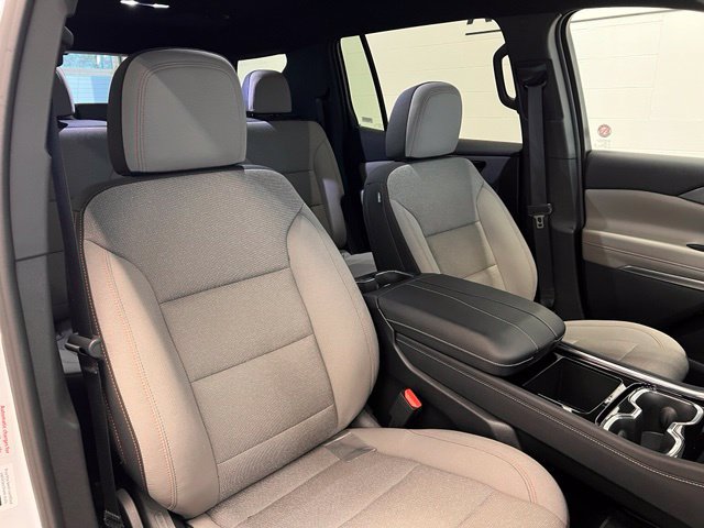 2026 Chevrolet Traverse LT - Photo 13