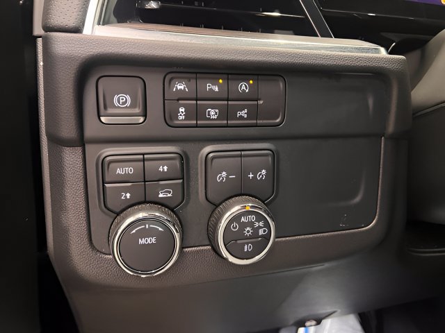 2025 Chevrolet Tahoe Premier - Photo 11