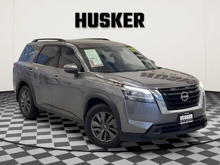 2022 Nissan Pathfinder SV 4WD SUV